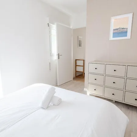 Les Provinciales Daire