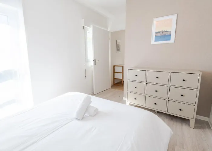 Les Provinciales Апартаменты