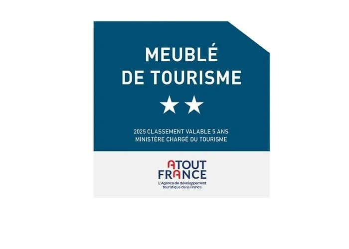 Les Provinciales Тур